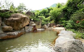 寛ぎの舎　游